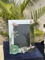 Green daisy photoframe